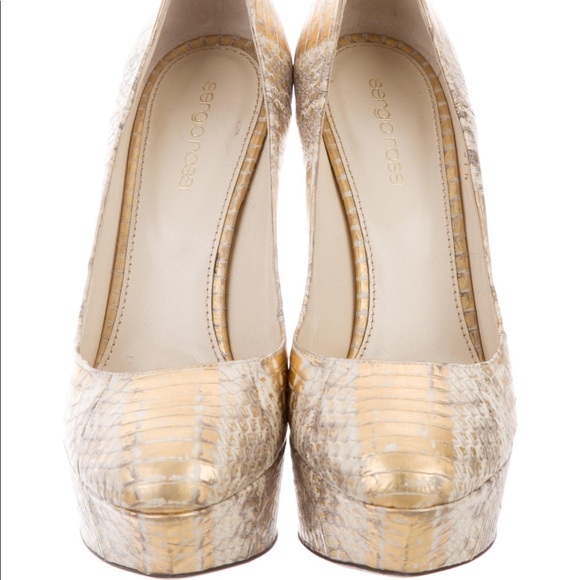 Sergio Rossi python platform high heels pumps. - Picture 2 of 7